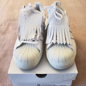 Women's Adidas Superstar Tennis Shoes